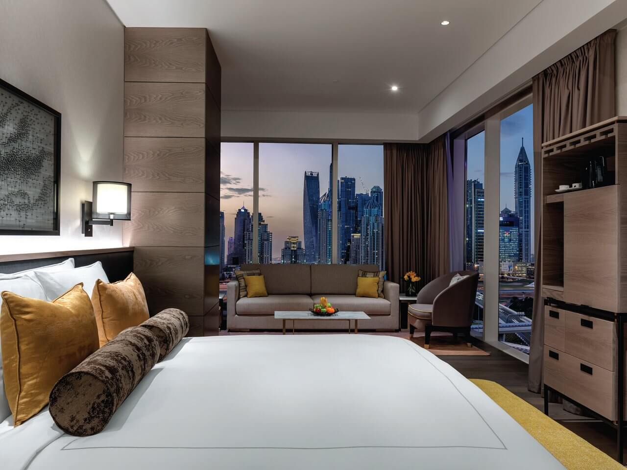 Taj Jumeirah Lake Towers Dubai? King Bedroom