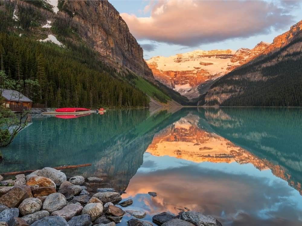 Lake Louise is Canadau2019s highest community (5,052 feet)