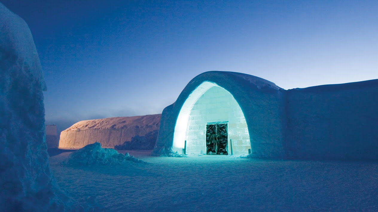 The Hotel de Glace is an experience for the entire family