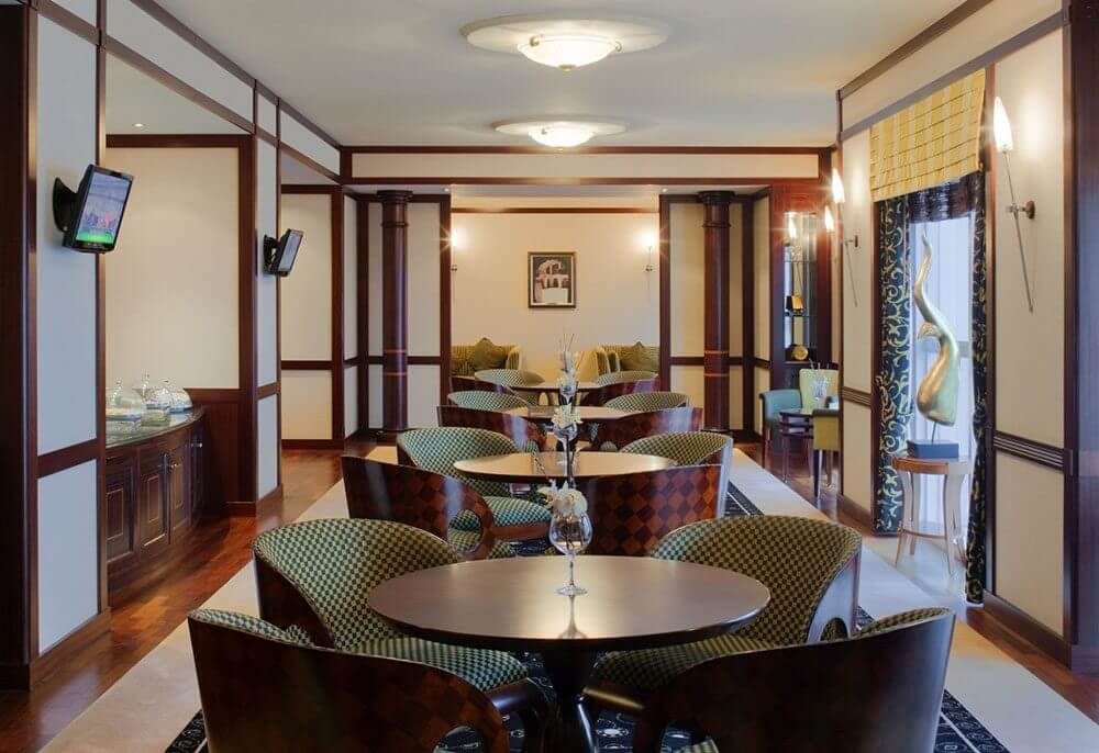 Dusit Thani Dubai Executive Club Lounge Dining Tables