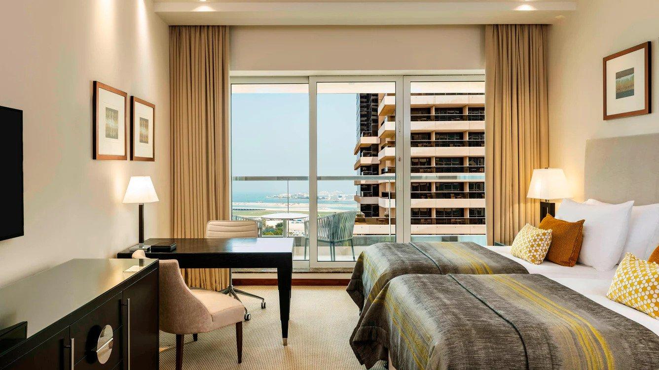 Grosvenor House Hotel Dubai Twin Bedroom