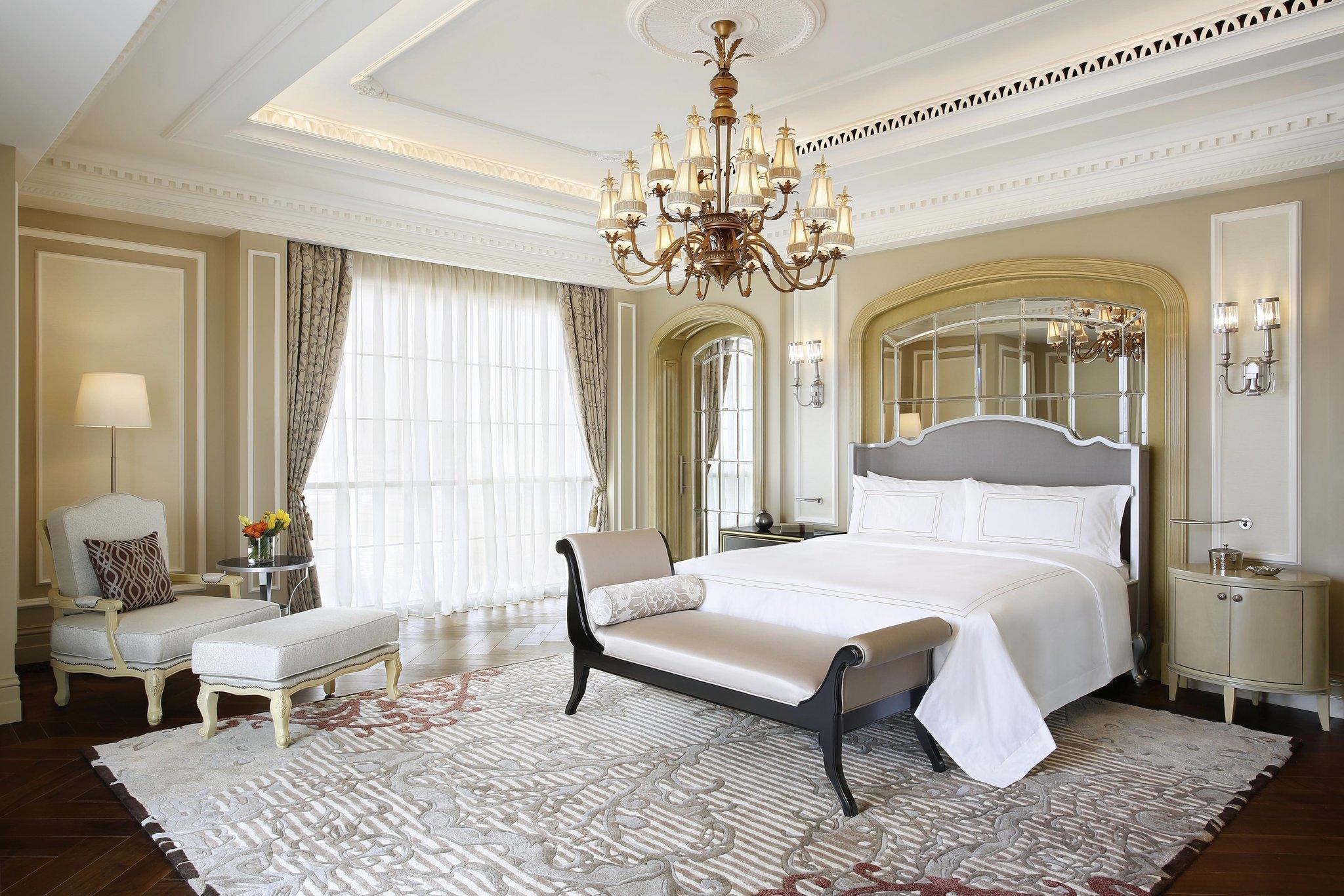 Habtoor Palace Dubai King Bedroom