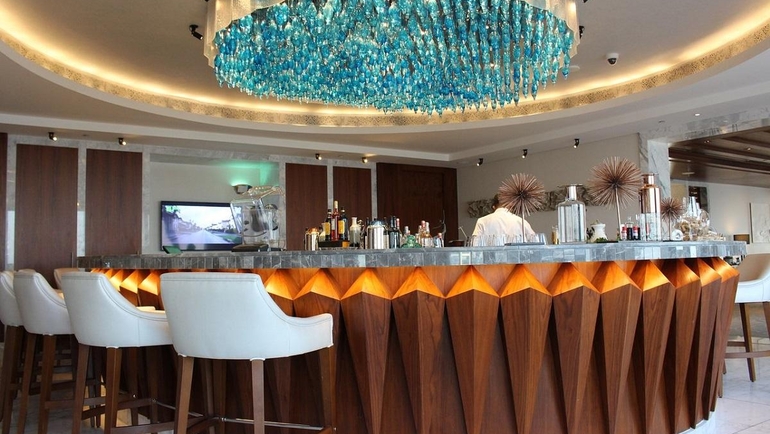 V Hotel Dubai Club Lounge