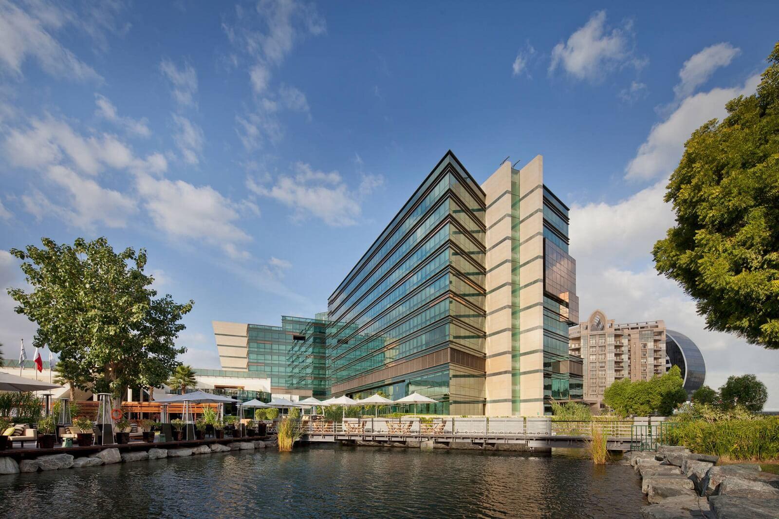 Jumeirah Creekside Hotel Exterior