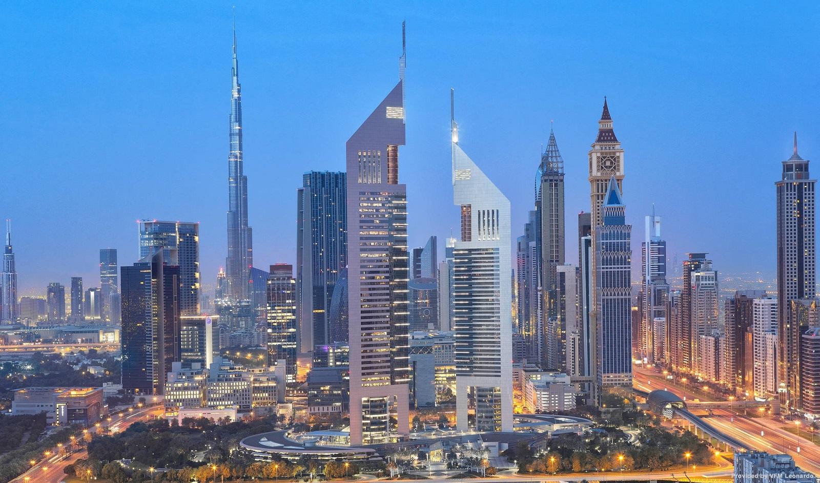 Jumeirah Emirates Towers Hotel Exterior