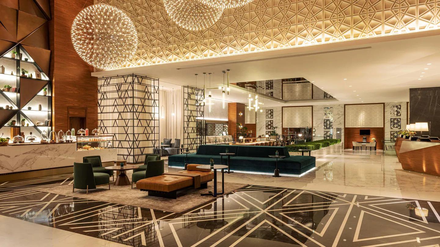 Sheraton Grand Hotel Dubai Lobby