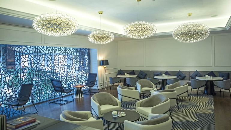 Sofitel Dubai Jumeirah Beach Club Lounge