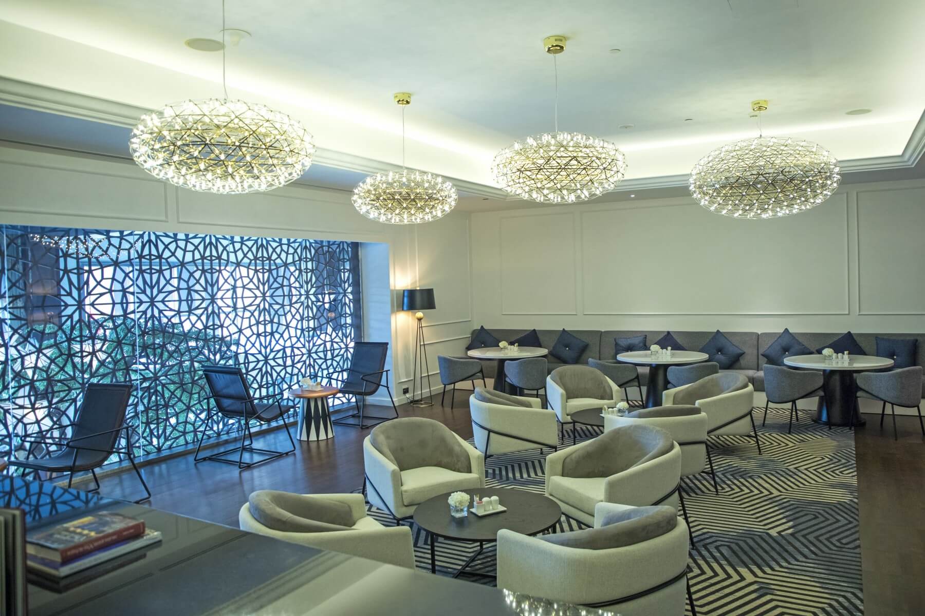 Sofitel Dubai Jumeirah Beach Executive Club Lounge Dining
