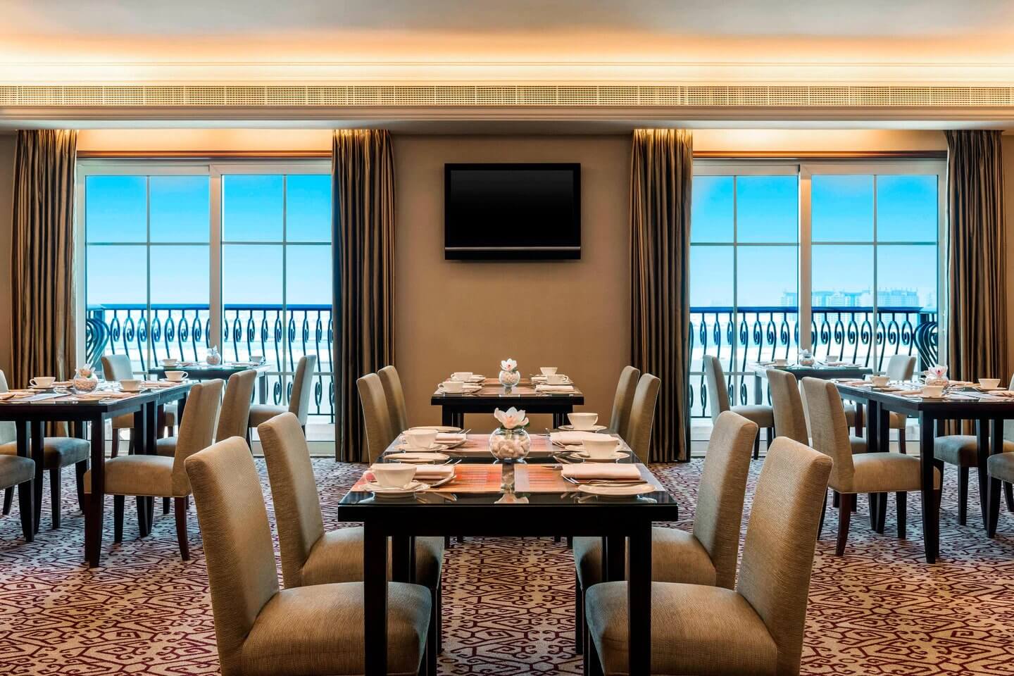 The Westin Dubai Mina Seyahi Beach Executive Club Lounge Dining