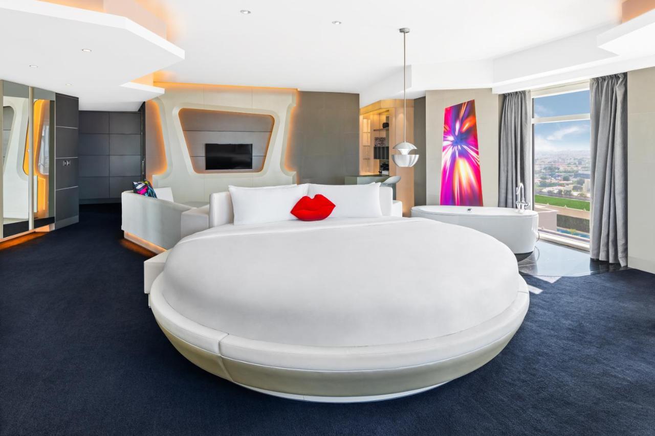 V Hotel Dubai Bedroom Circular Bed