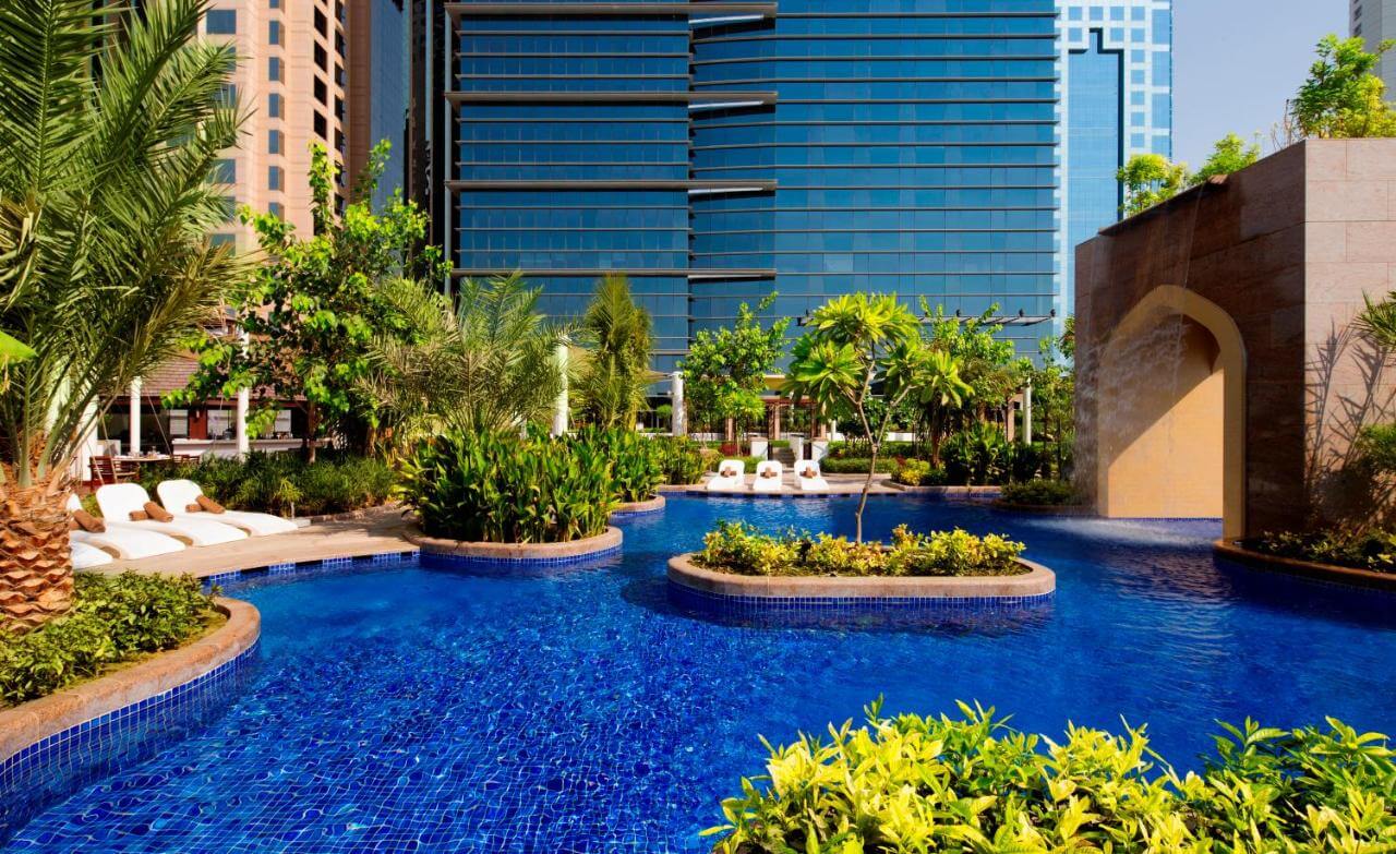 Conrad Dubai Swimming Pool