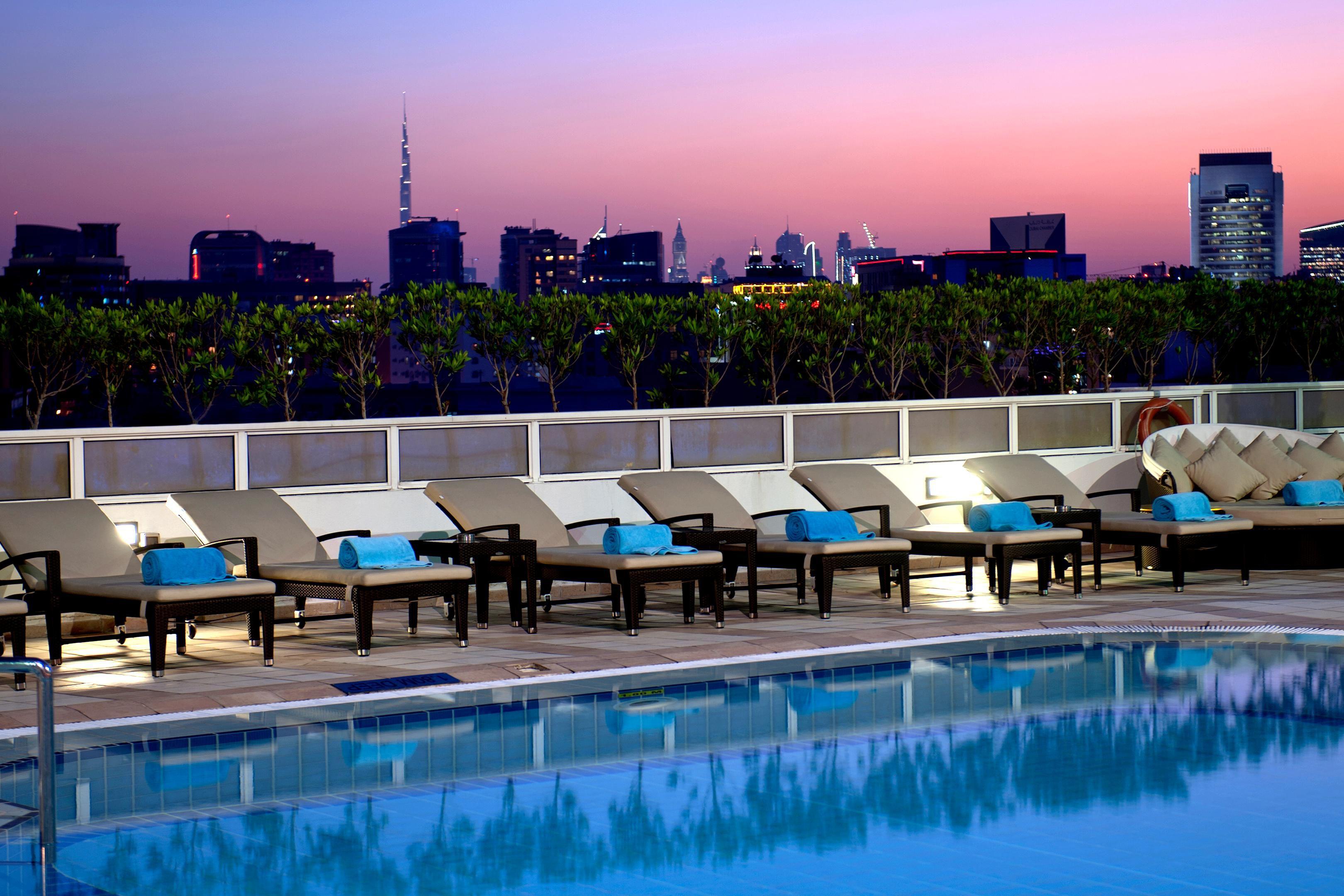 Crowne Plaza Dubai Deira Swimming Pool