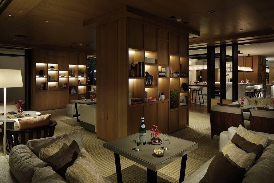 Mandarin Oriental Jumeira Dubai Executive Club Lounge Tables