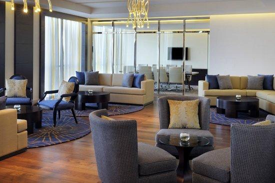 Marriott Hotel Al Jaddaf Dubai Executive Club Lounge Seating Area