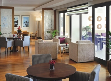 Mövenpick Hotel Jumeirah Beach – Executive Club Lounge