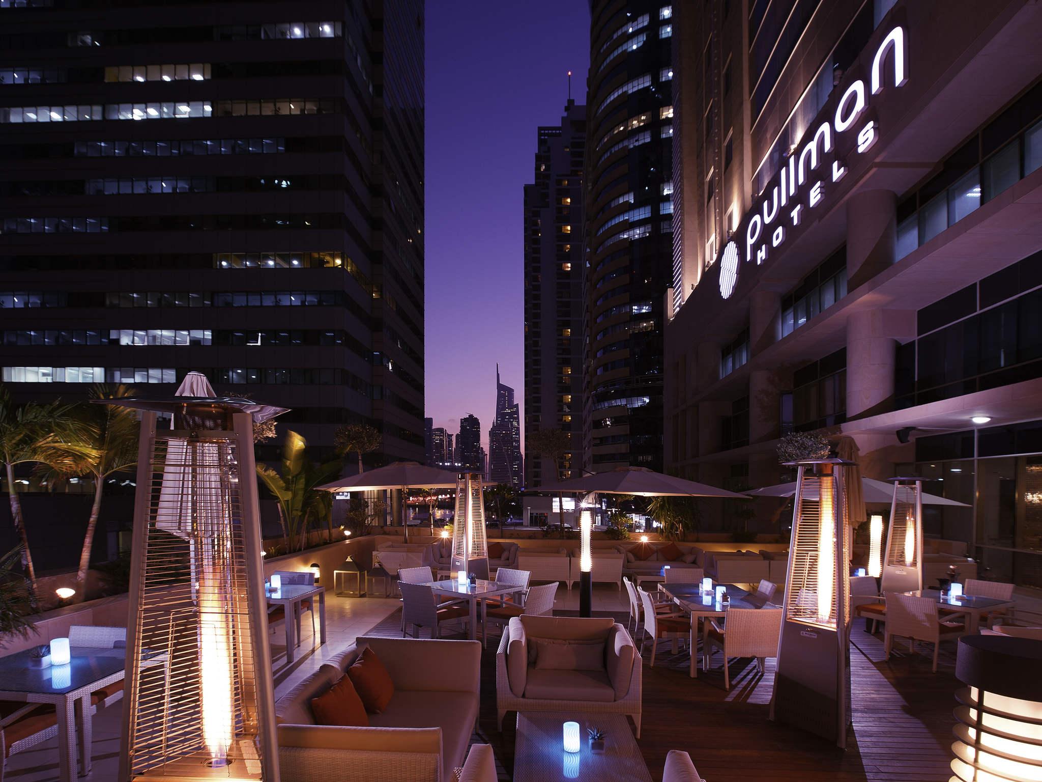 The Pullman Dubai Jumeirah Lakes Towers Outdoor Dining