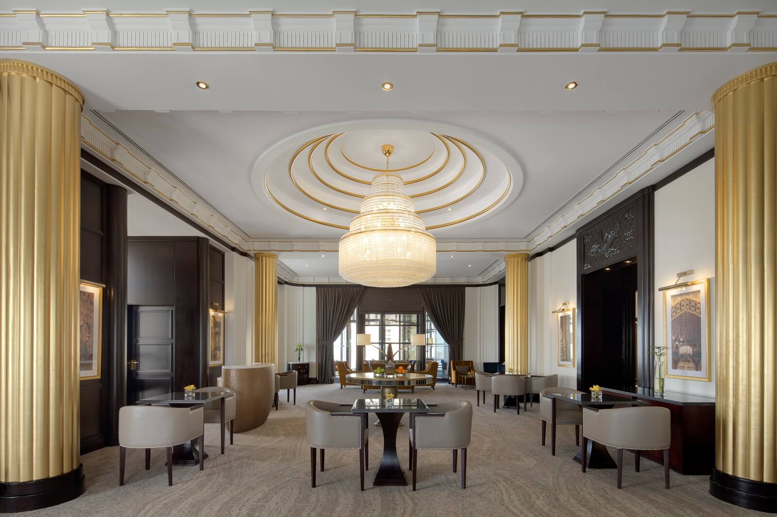 Radisson Blu Hotel Dubai Deira Creek Club Lounge Full View