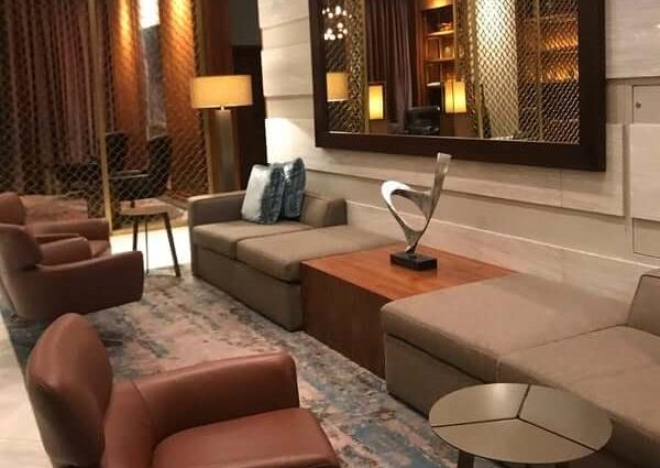 Sheraton Mall of the Emirates Hotel Dubai Club Lounge Seating