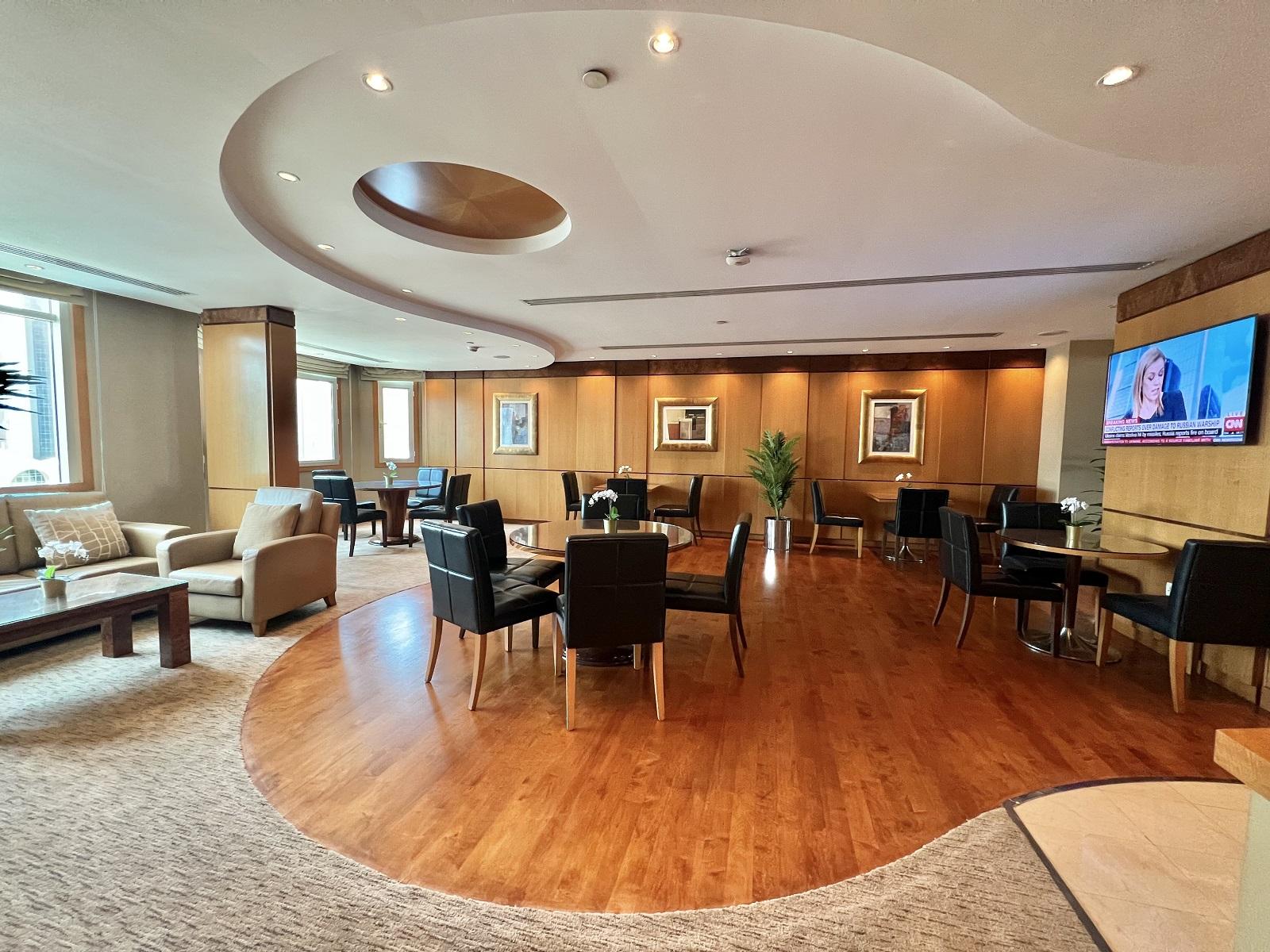 Swissotel Al Murooj Dubai Executive Club Lounge Dining Tables