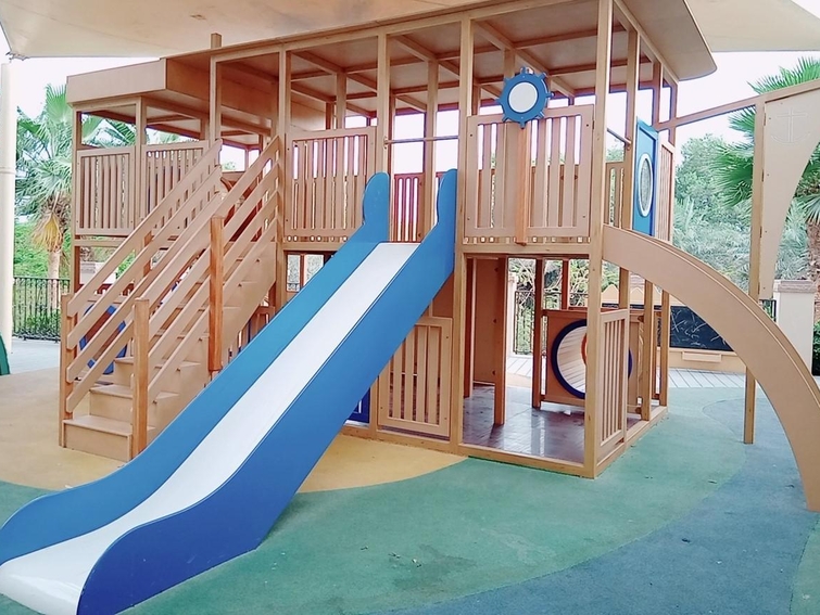 Four Seasons Resort Dubai at Jumeirah Beach Kids Club