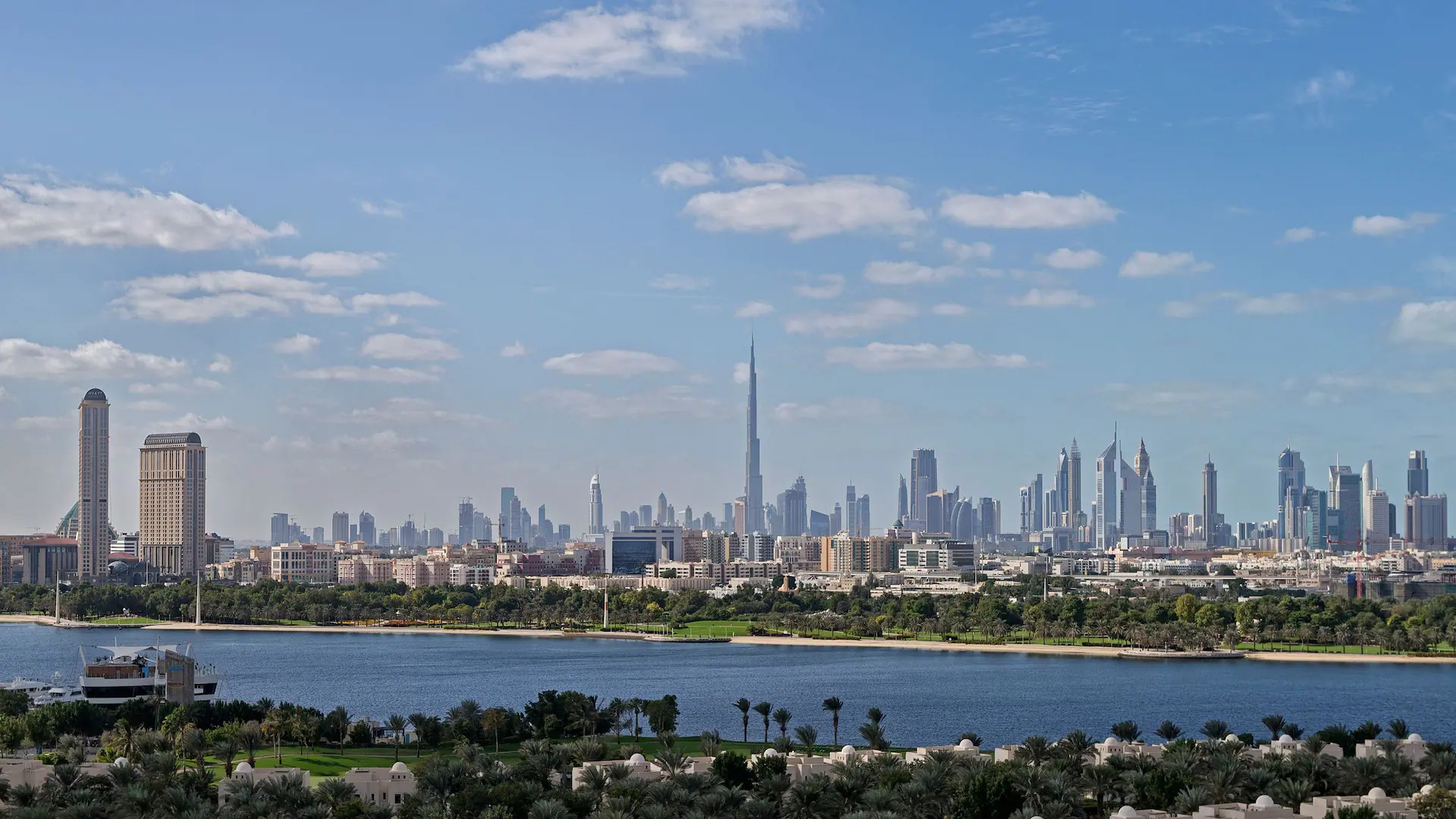 Hyatt Regency Dubai Creek Heights Exterior