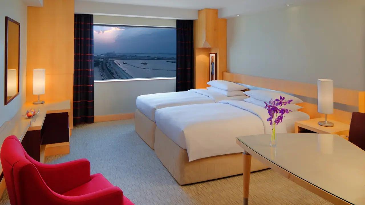 Hyatt Regency Dubai Twin Bedroom