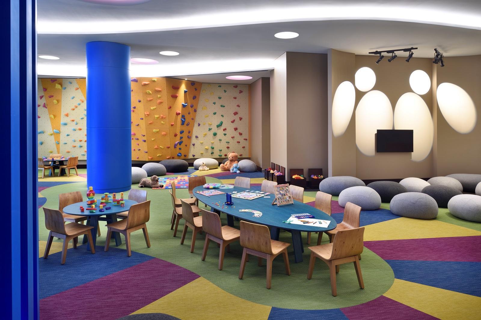 Lapita, Dubai Parks and Resorts, Autograph Collection Kids Club Activity Table