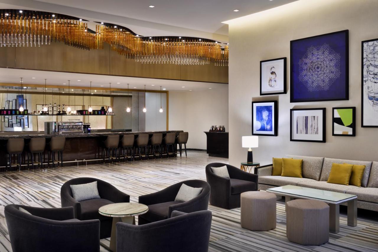 Marriott Hotel Downtown Abu Dhabi Executive Club Lounge