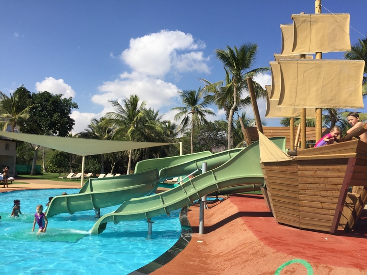 Al Bustan Palace A Ritz-Carlton Hotel Kids Club