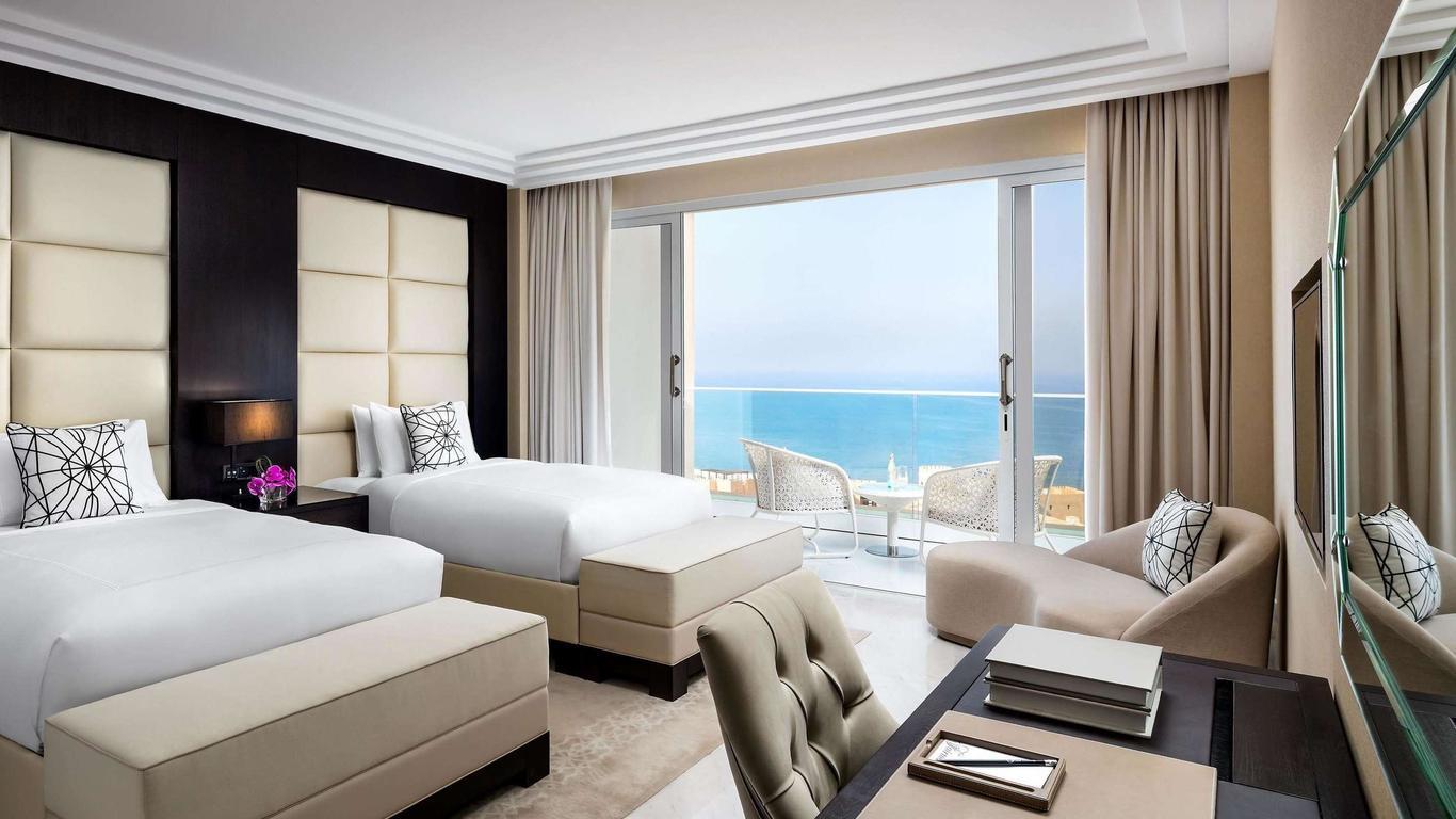 Fairmont Fujairah Beach Resort Twin Room