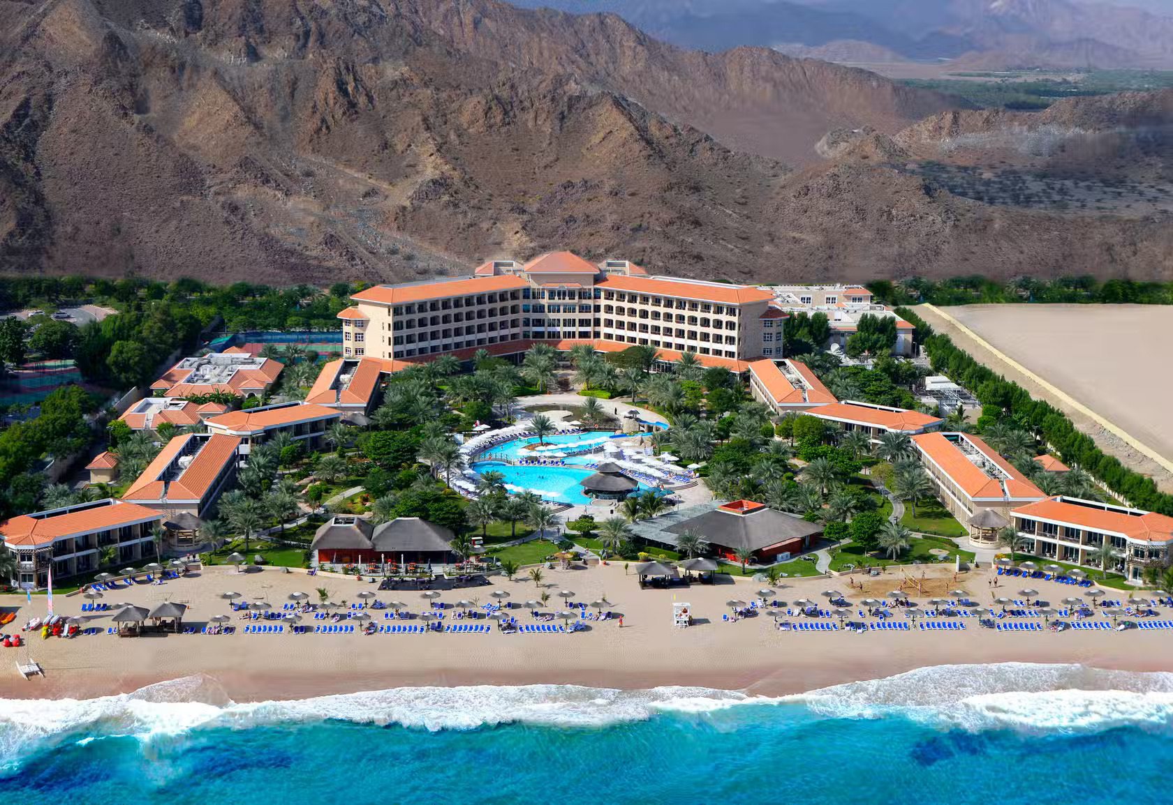 Fujairah Rotana Resort & Spa Exterior