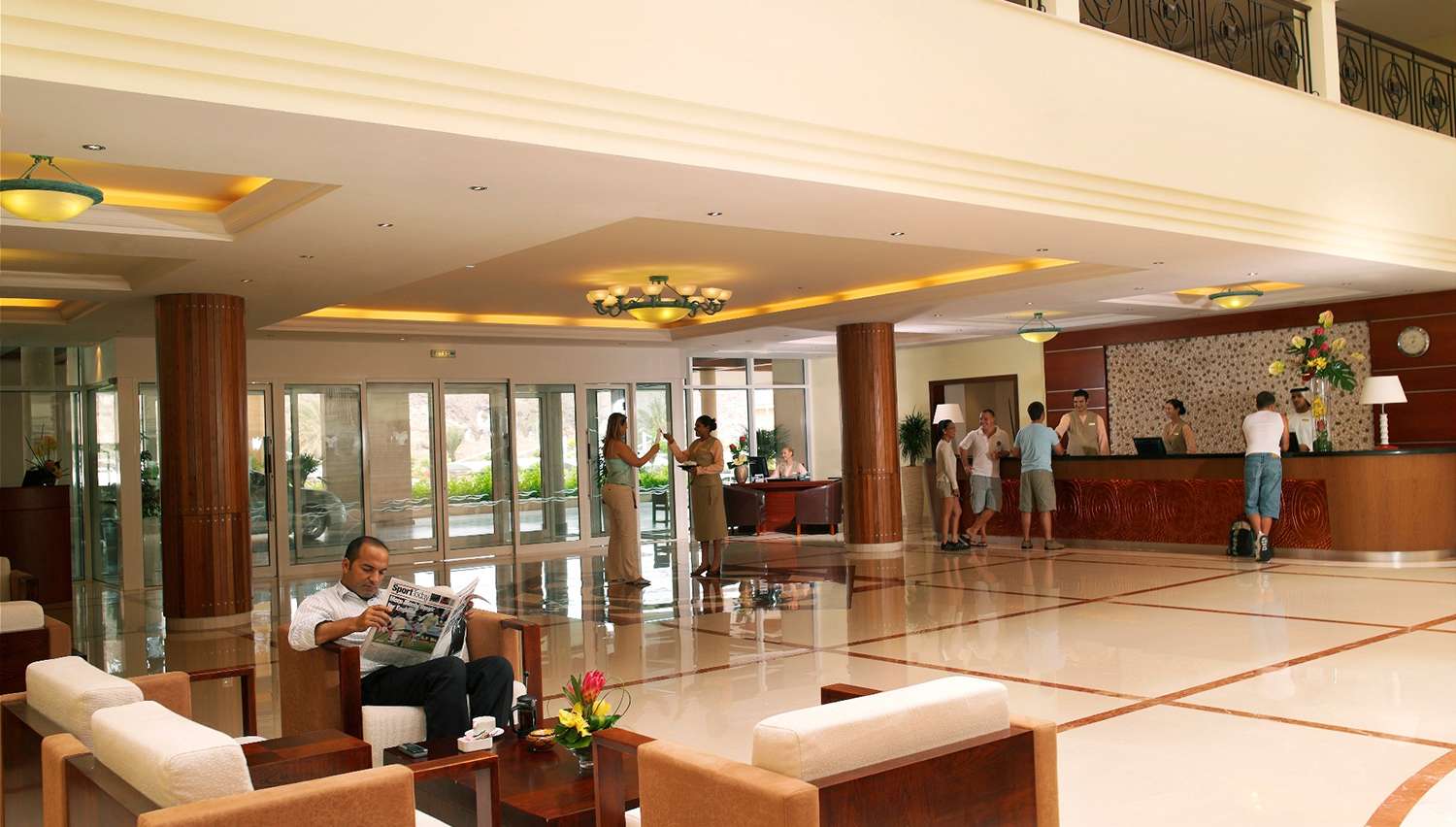 Fujairah Rotana Resort & Spa Lobby