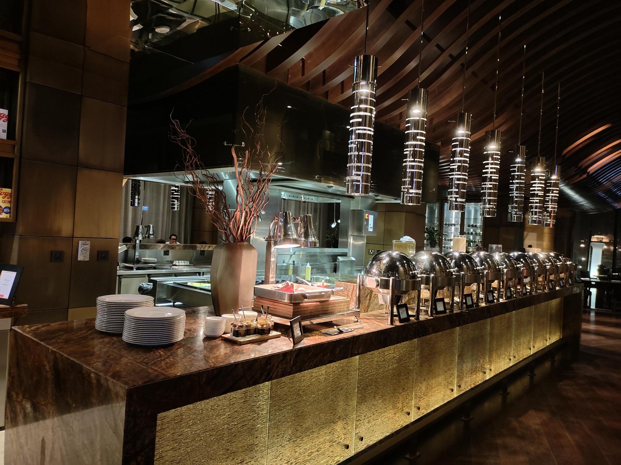 Grand Hyatt Abu Dhabi Hotel Club Lounge Hot Dishes