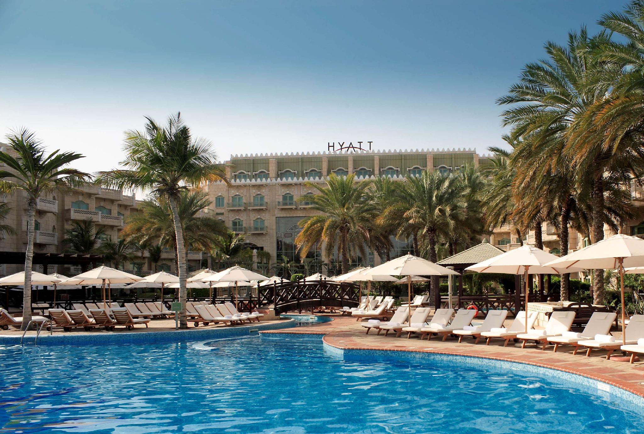 Grand Hyatt Muscat Swimming Pool