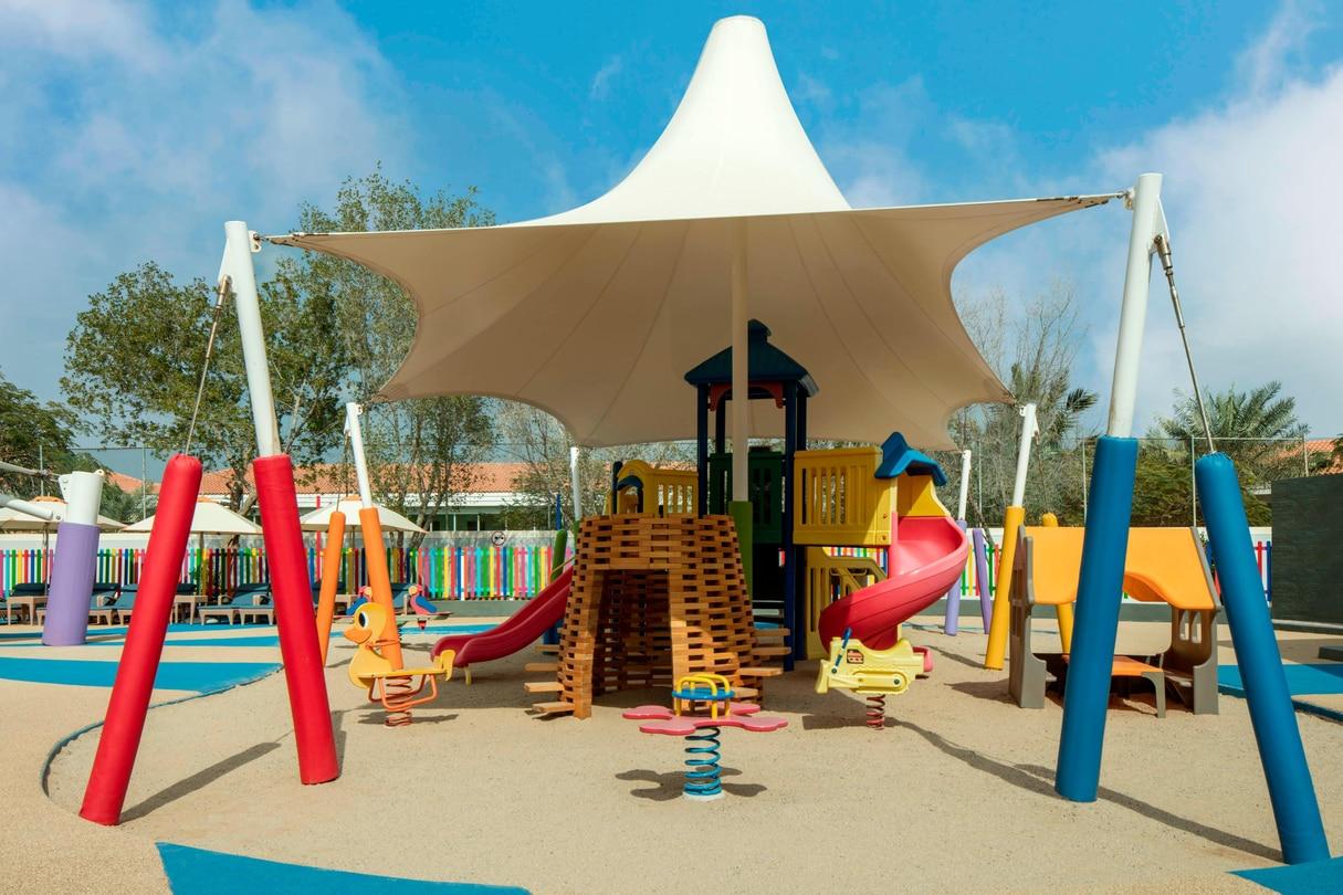 Le Meridien Al Aqah Beach Resort Kids Club Outdoor Fun