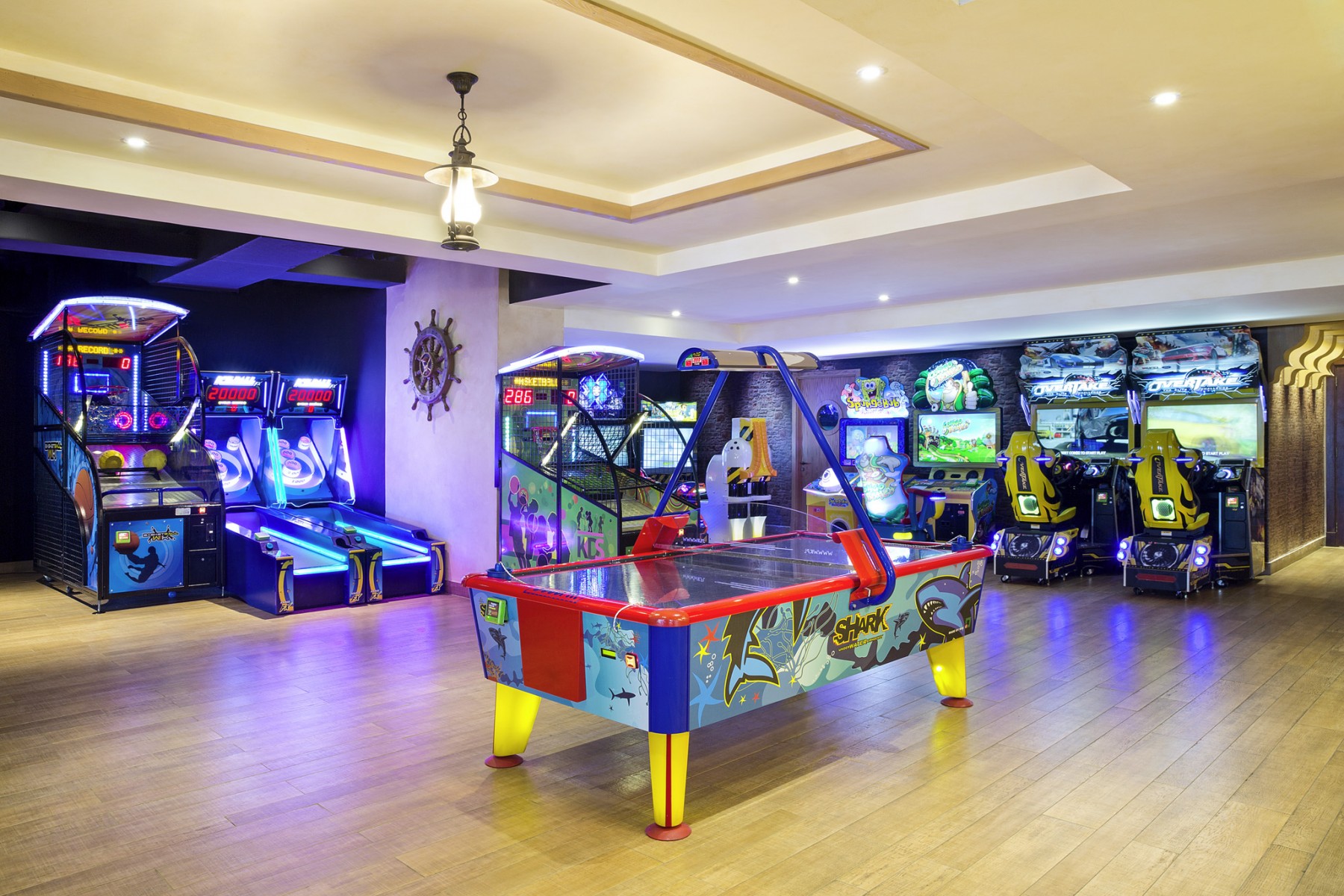 Marjan Island Resort & Spa Kids Club Indoor Arcade