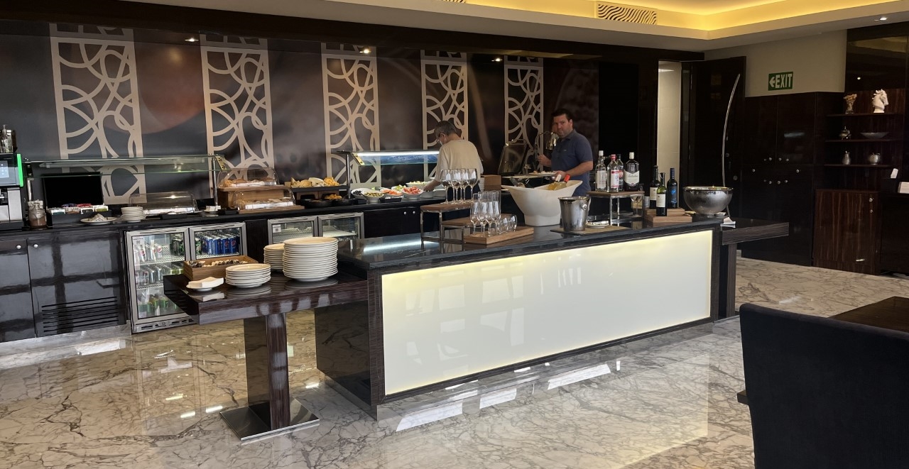 Marriott Hotel Al Forsan Abu Dhabi Executive Club Lounge Buffet Area