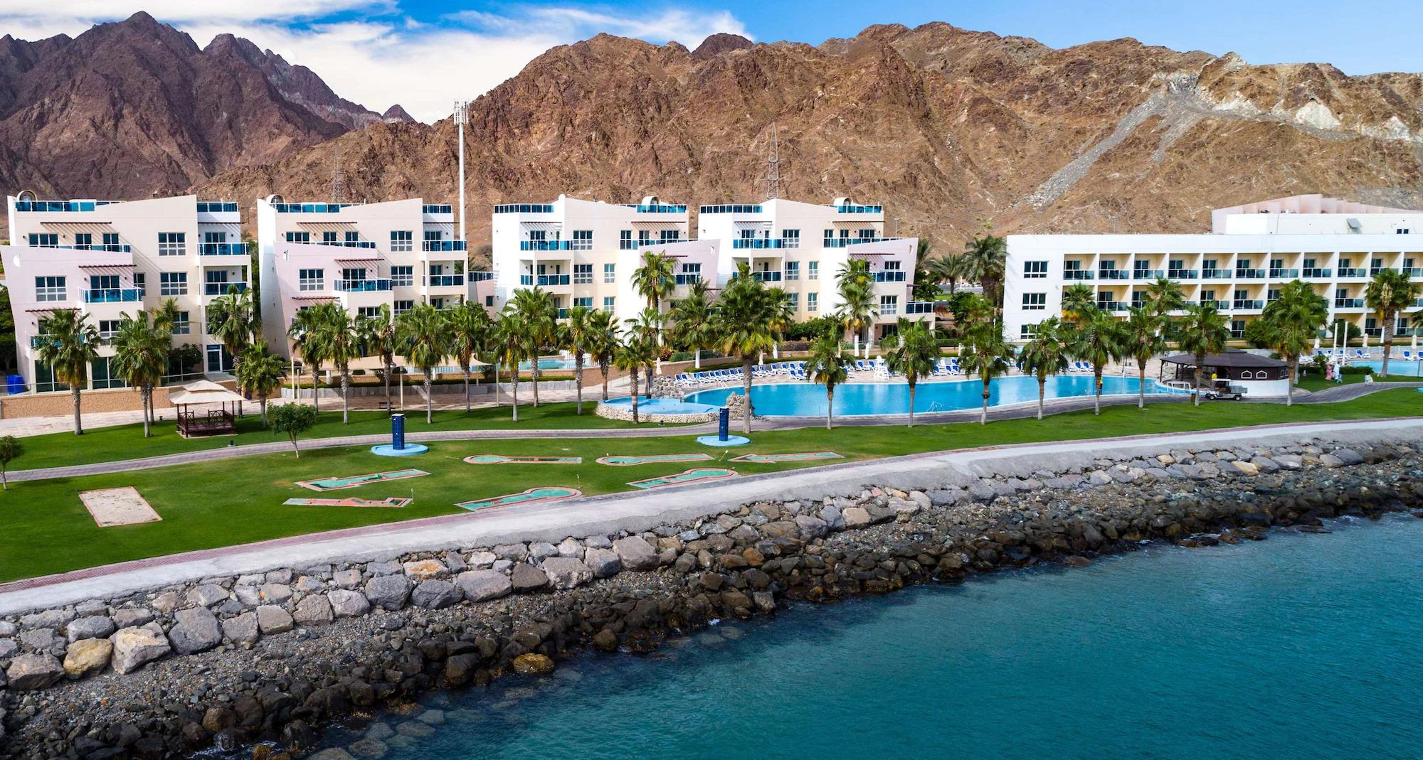 Radisson Blu Resort Fujairah Exterior