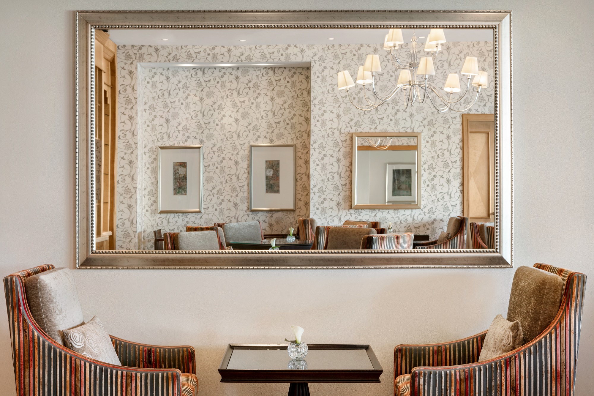 Shangri-La Qaryat Al Beri Abu Dhabi Executive Club Lounge Dining Table