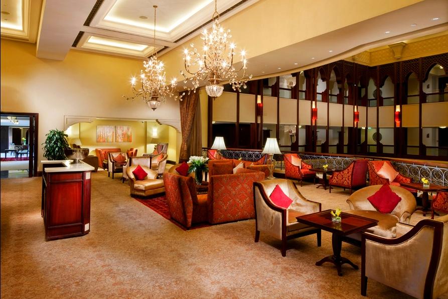 Shangri-La Qaryat Al Beri Abu Dhabi Club Lounge Indoor Overview