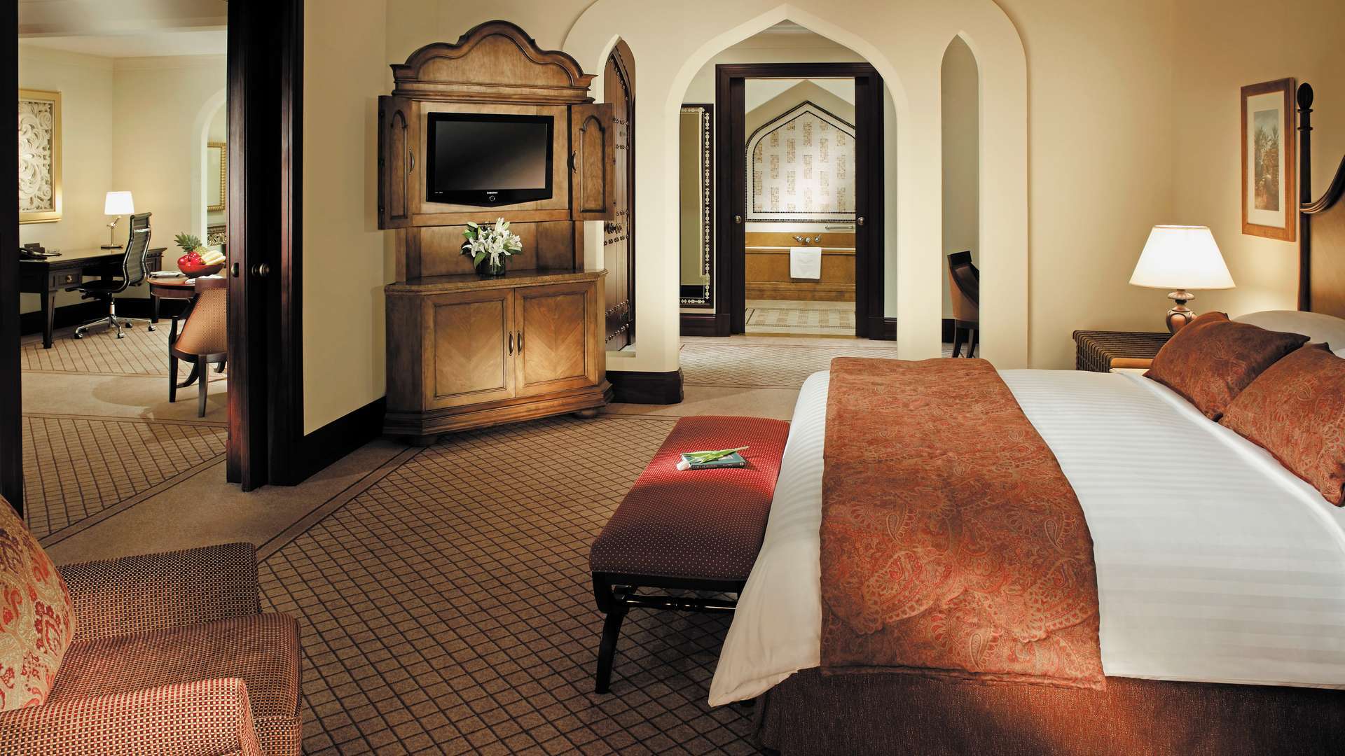 Shangri-La Qaryat Al Beri Abu Dhabi Suite