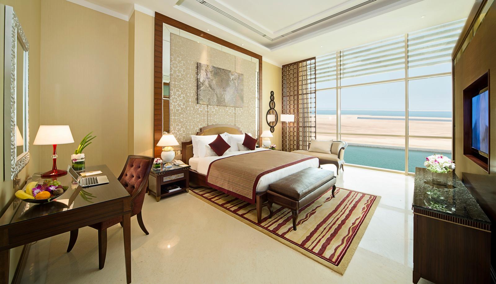 Al Raha Beach Hotel Luxury Bedroom