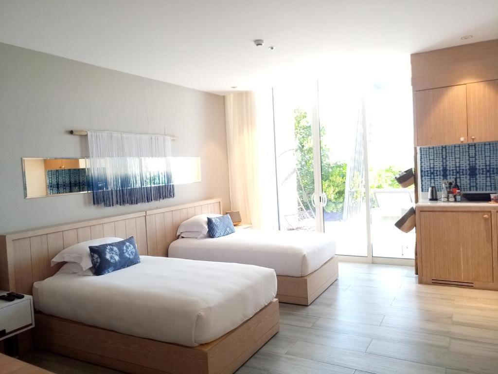 Nurai Island Resort Twin Bedroom
