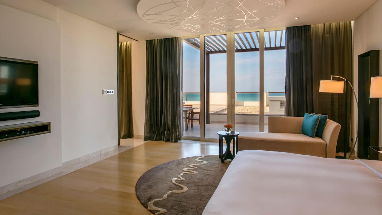 Park Hyatt Abu Dhabi Hotel and Villas King Bedroom
