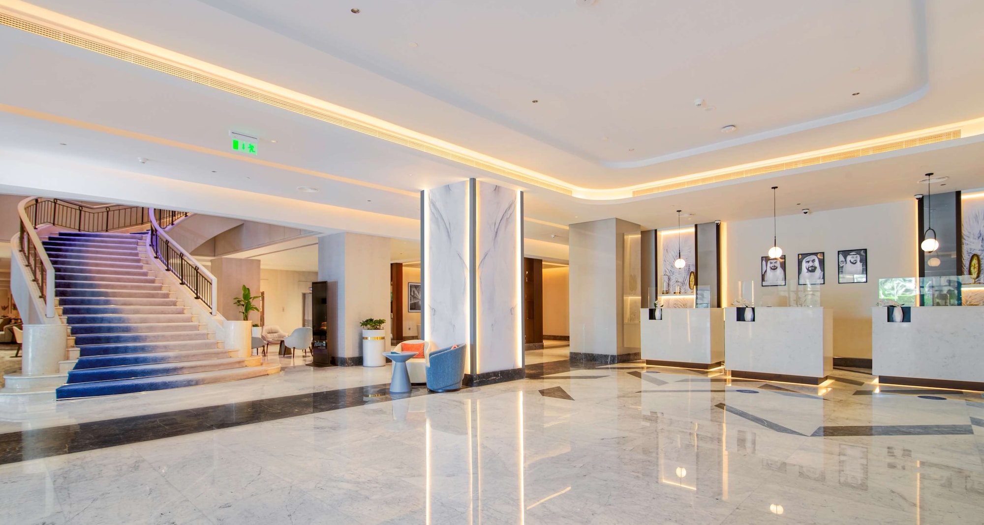 Radisson Blu Hotel & Resort, Abu Dhabi Corniche Lobby