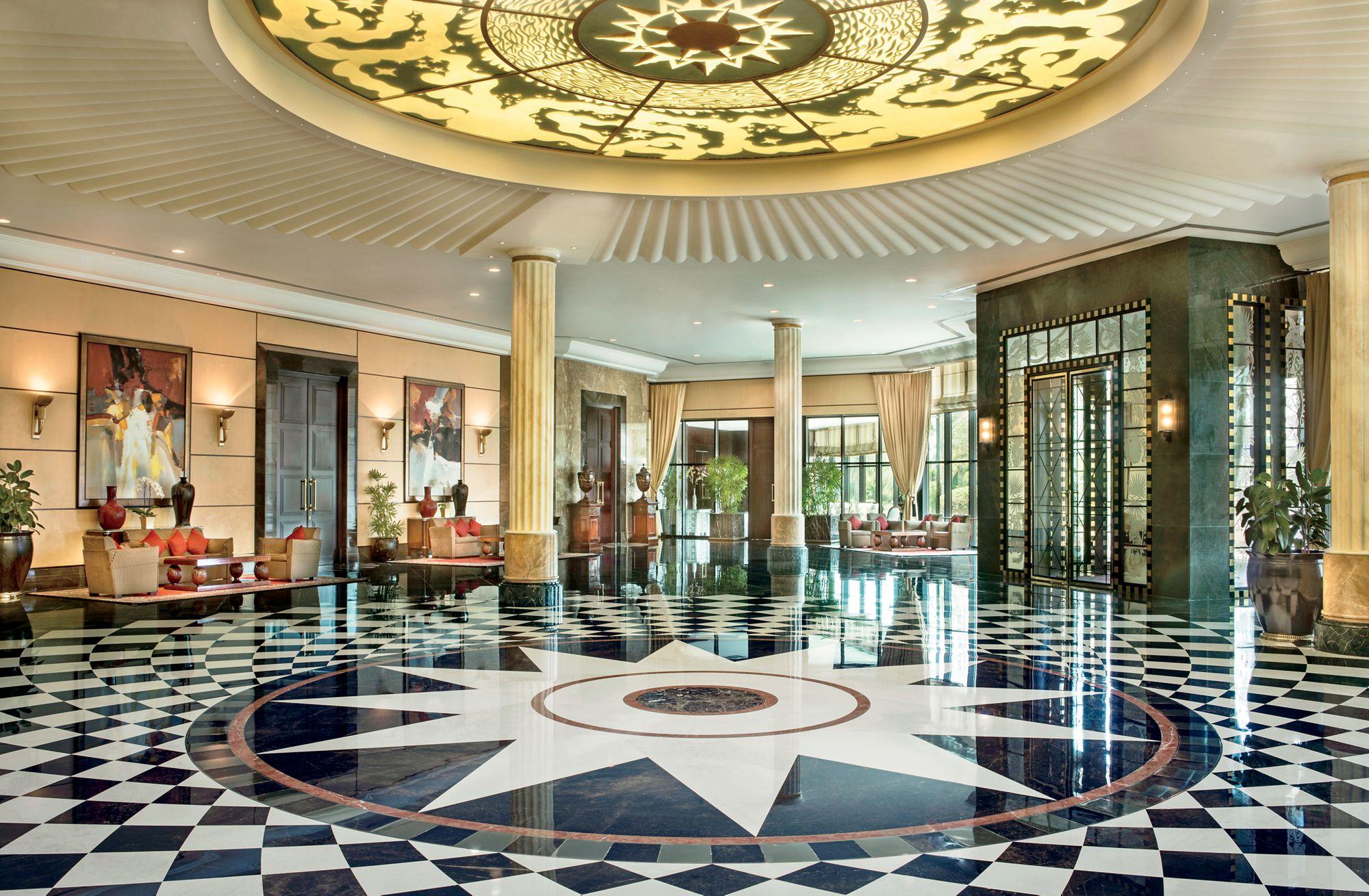 Ritz Carlton Bahrain Lobby