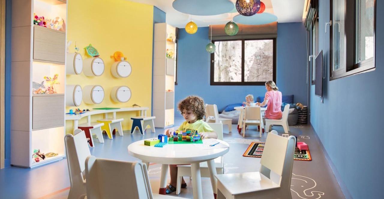 Saadiyat Rotana Resort & Villas Kids Club Indoor Area