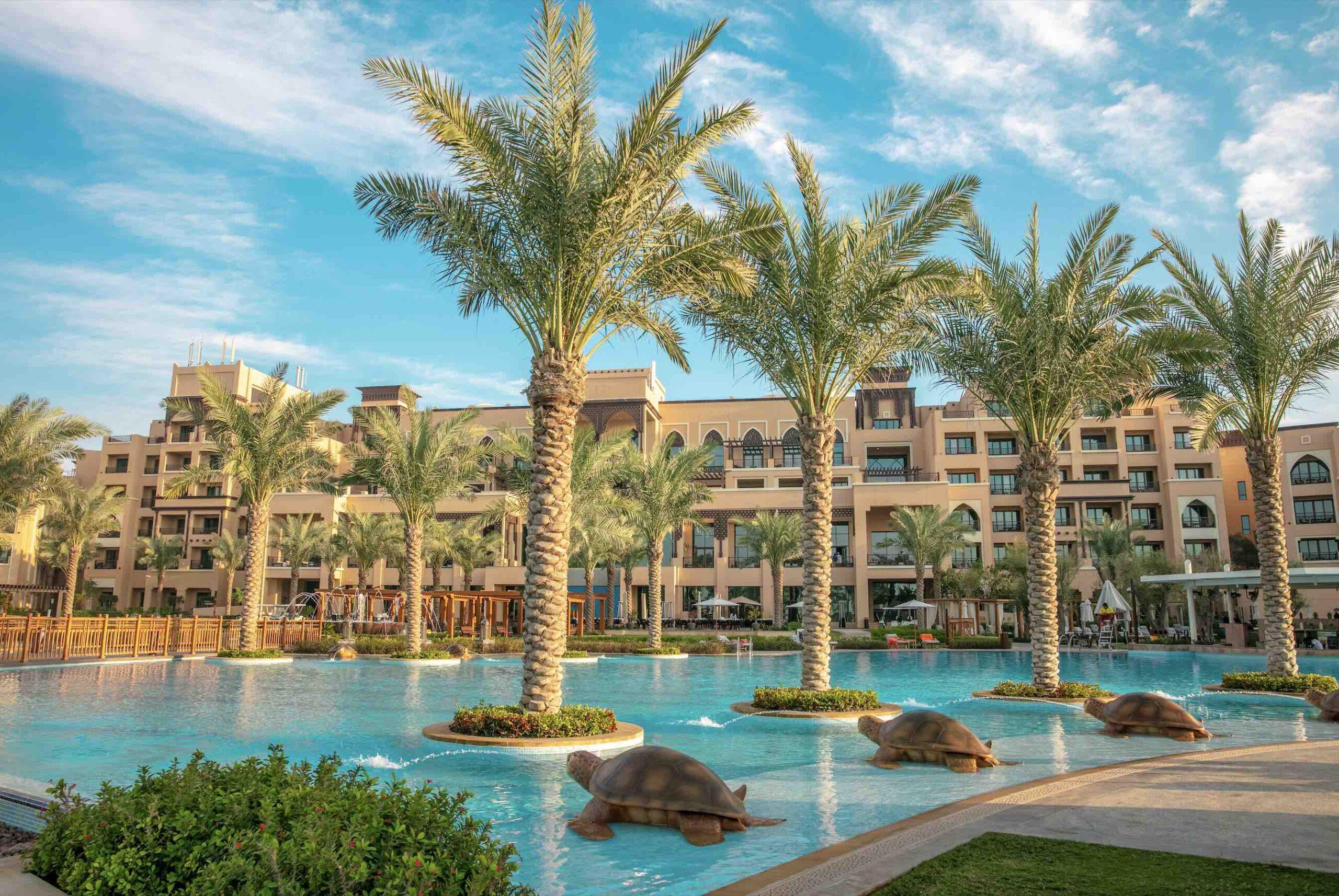 Saadiyat Rotana Resort & Villas Swimming Pool