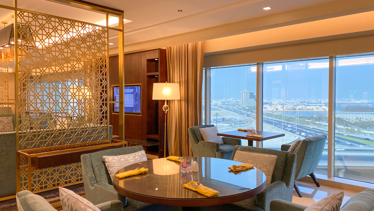 The Diplomat Radisson Blu Hotel, Residence & Spa, Manama Club Lounge