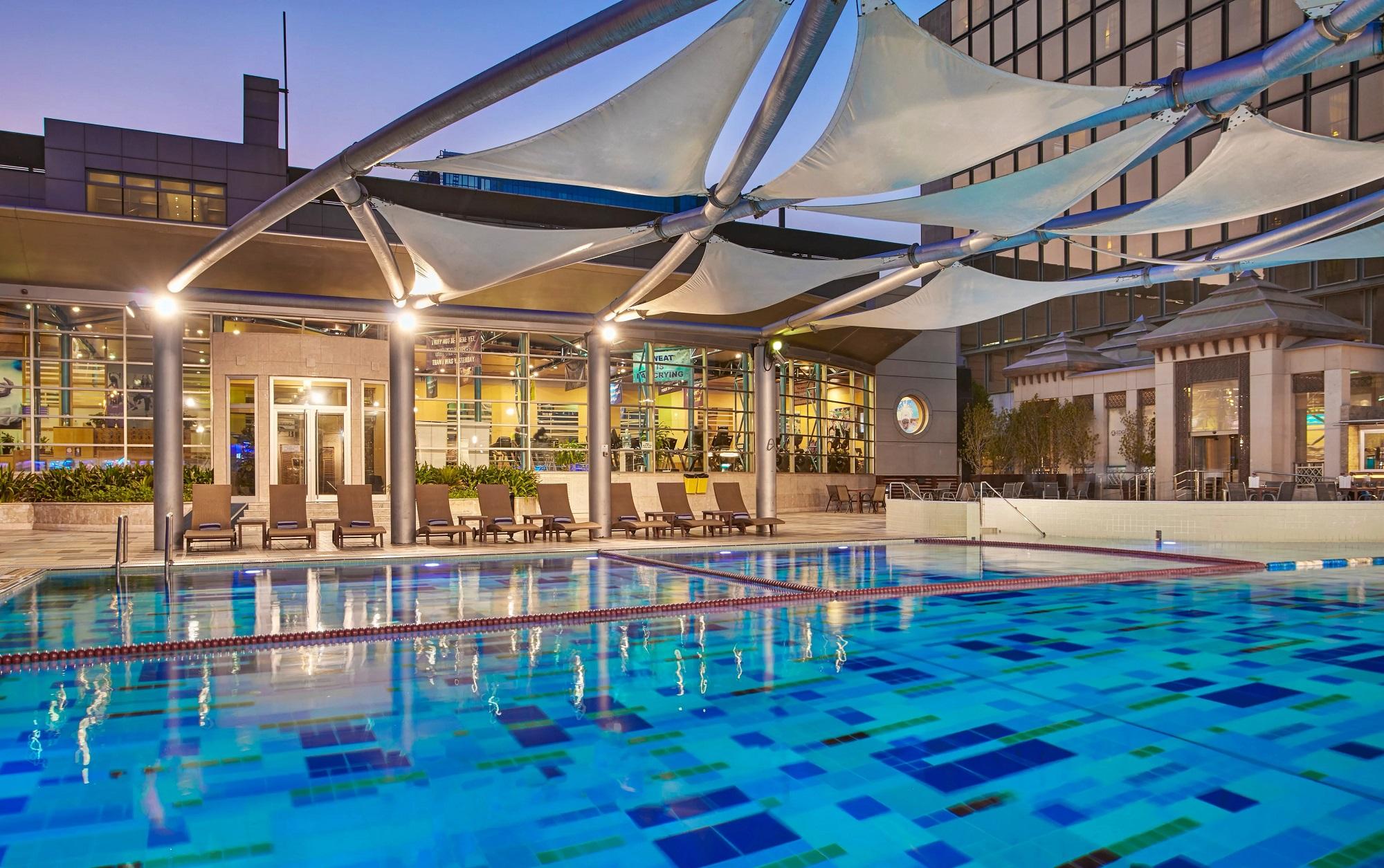 Crowne Plaza Kuwait Al Thuraya City Swimming Pool